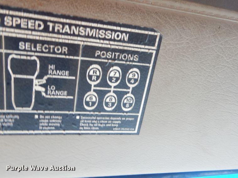 image for item GG9666 2007 Sterling L-Line truck cab and chassis