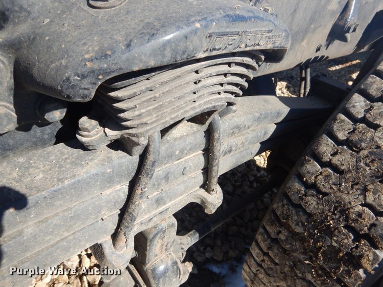 image for item GG9666 2007 Sterling L-Line truck cab and chassis