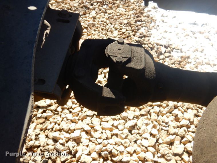 image for item GG9666 2007 Sterling L-Line truck cab and chassis