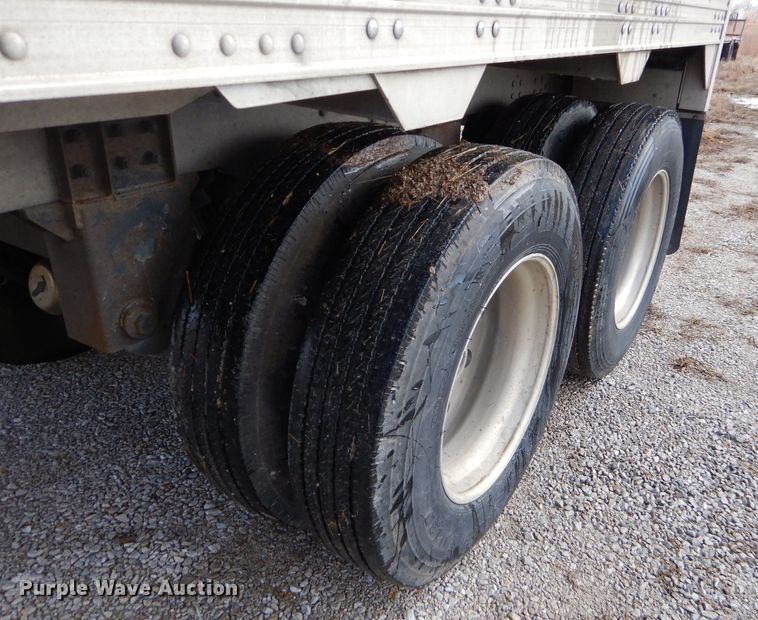 image for item GG9712 2001 Timpte double hopper bottom grain trailer