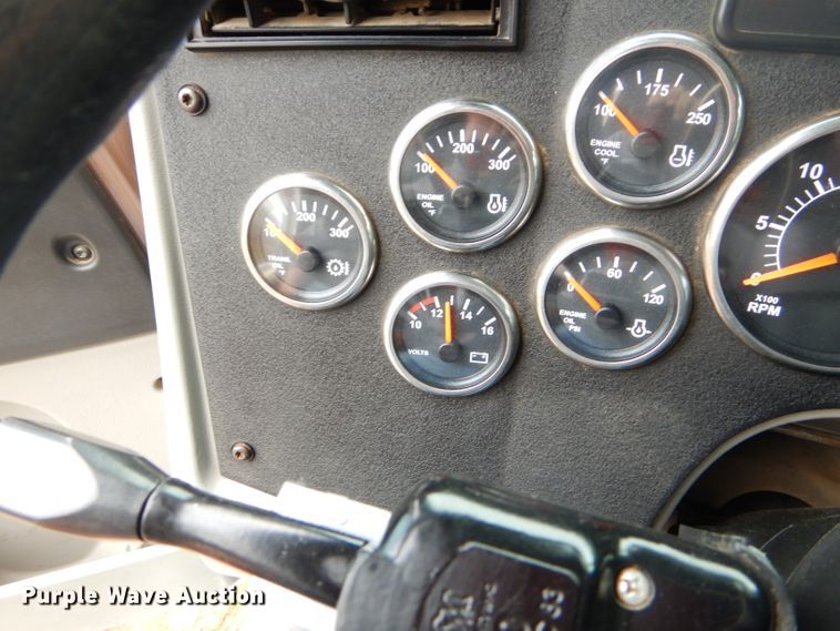 image for item GG9728 2012 Western Star 4900FA semi truck