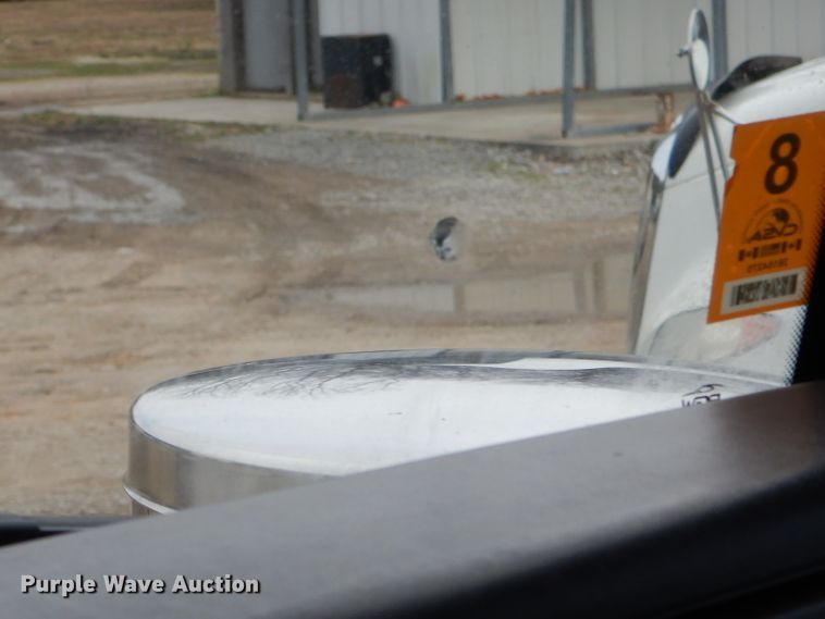 image for item GG9728 2012 Western Star 4900FA semi truck