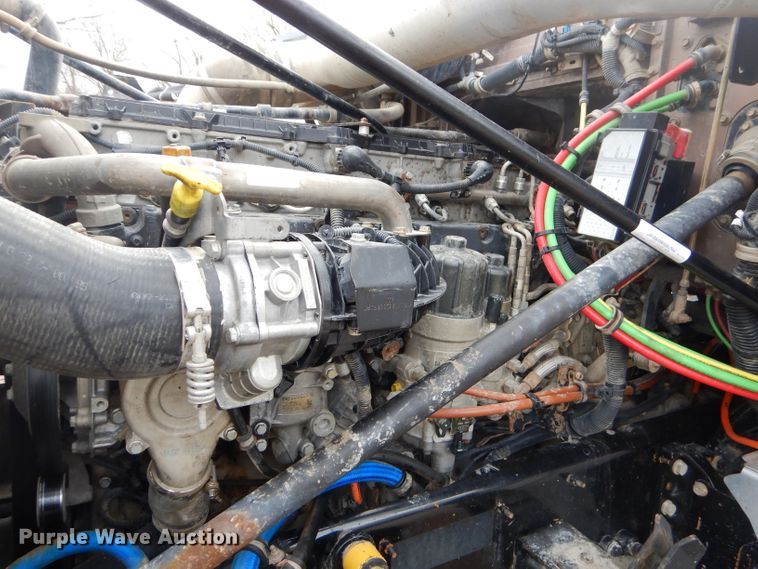 image for item GG9728 2012 Western Star 4900FA semi truck