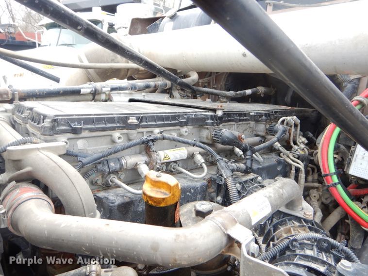 image for item GG9728 2012 Western Star 4900FA semi truck