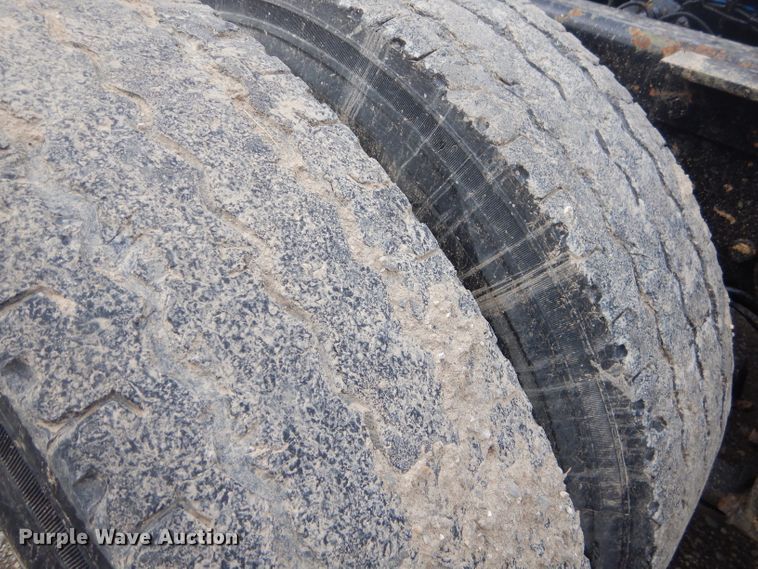 image for item GG9728 2012 Western Star 4900FA semi truck