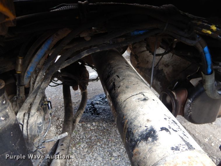 image for item GG9728 2012 Western Star 4900FA semi truck