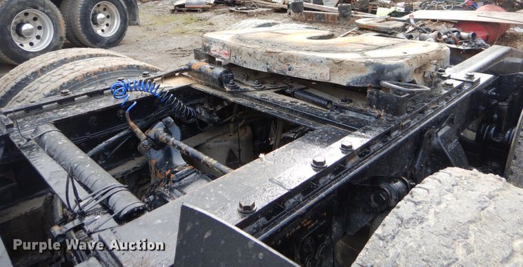 image for item GG9728 2012 Western Star 4900FA semi truck