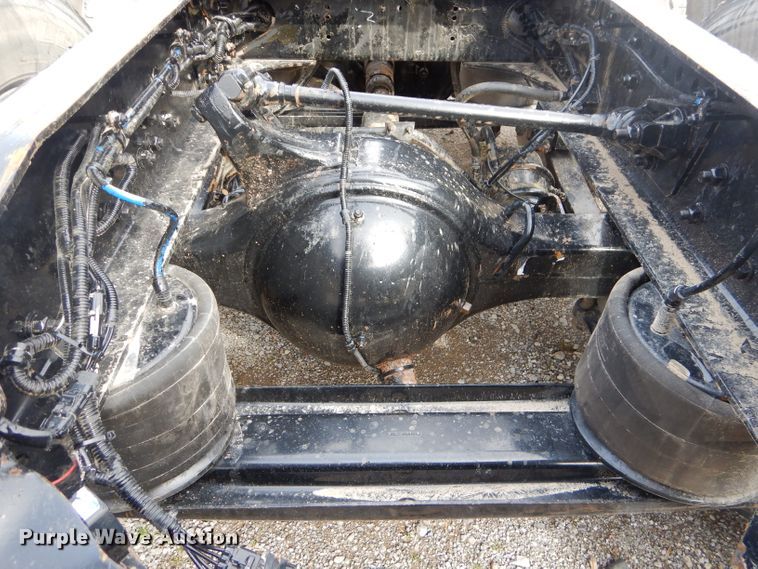 image for item GG9728 2012 Western Star 4900FA semi truck