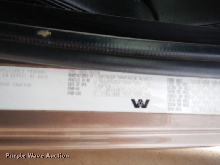 image for item GG9728 2012 Western Star 4900FA semi truck