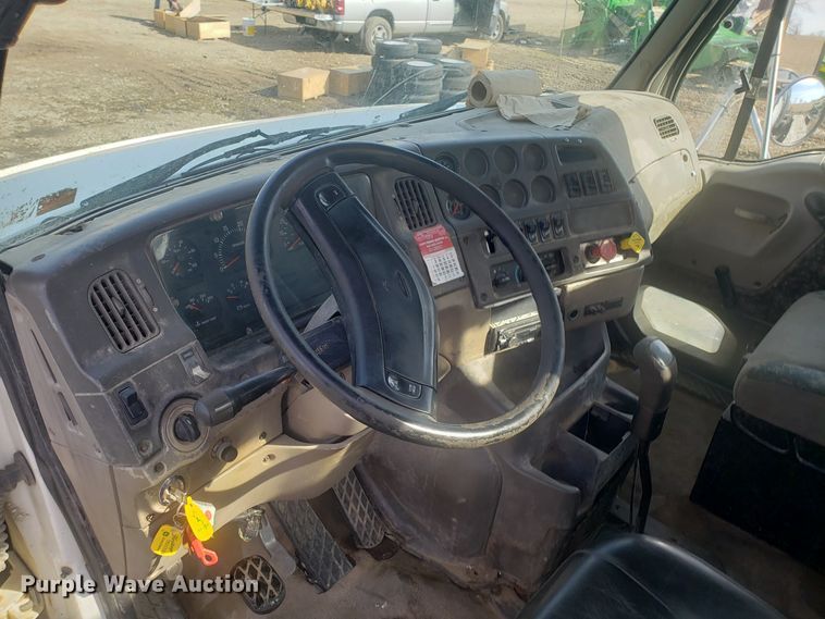 image for item L1431 2000 Sterling A-Line semi truck