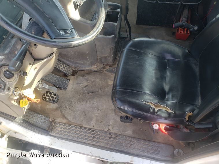 image for item L1431 2000 Sterling A-Line semi truck