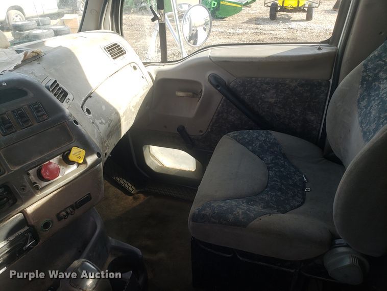 image for item L1431 2000 Sterling A-Line semi truck