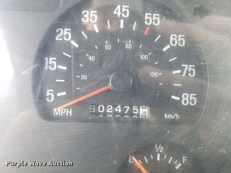 image for item L1431 2000 Sterling A-Line semi truck