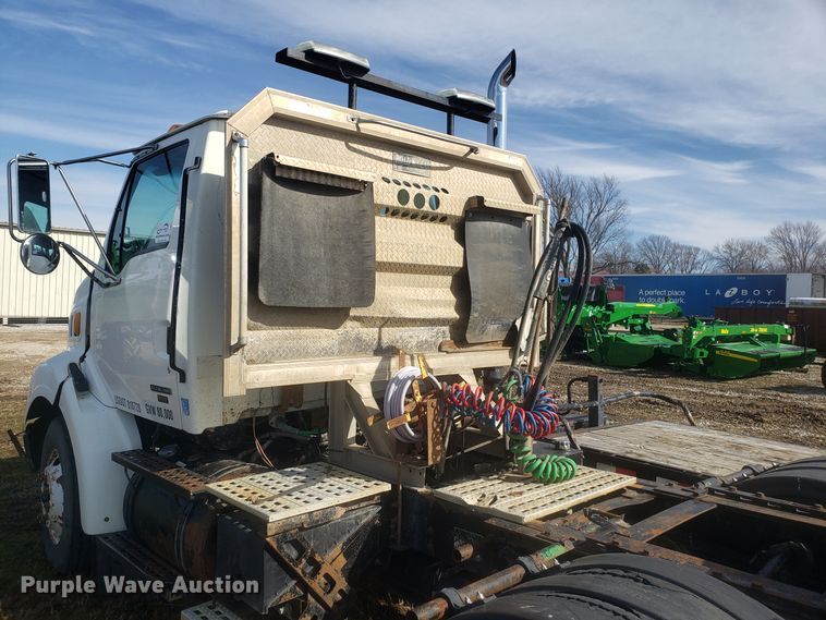 image for item L1431 2000 Sterling A-Line semi truck