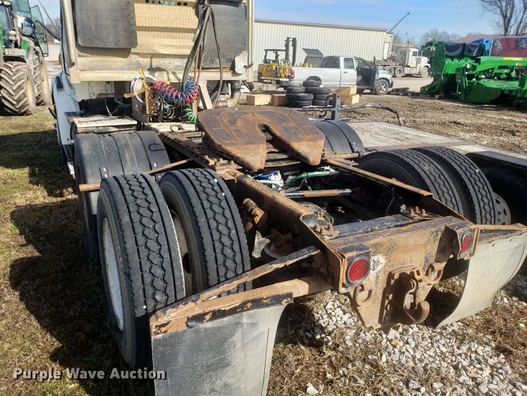 image for item L1431 2000 Sterling A-Line semi truck