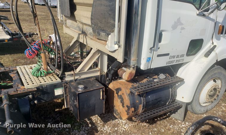 image for item L1431 2000 Sterling A-Line semi truck