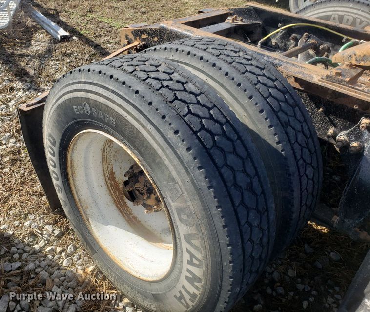 image for item L1431 2000 Sterling A-Line semi truck