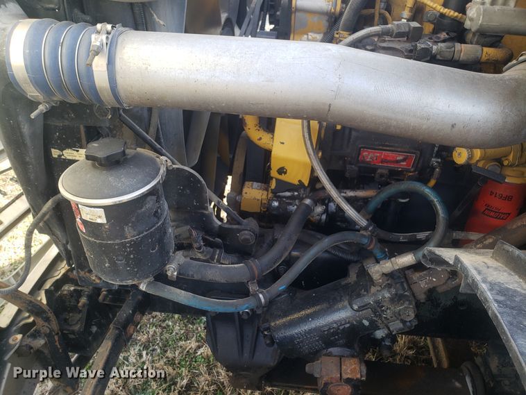 image for item L1431 2000 Sterling A-Line semi truck