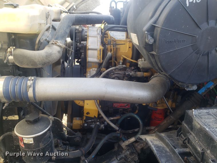 image for item L1431 2000 Sterling A-Line semi truck