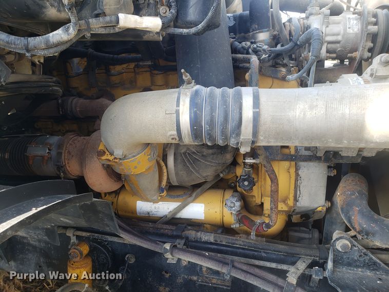 image for item L1431 2000 Sterling A-Line semi truck