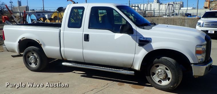 image for item DC3300 2008 Ford F250 Super Duty SuperCab pickup truck
