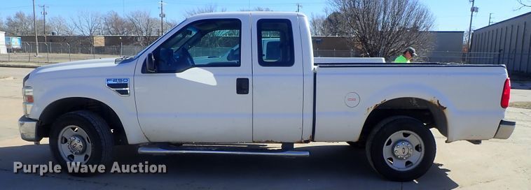 image for item DC3300 2008 Ford F250 Super Duty SuperCab pickup truck