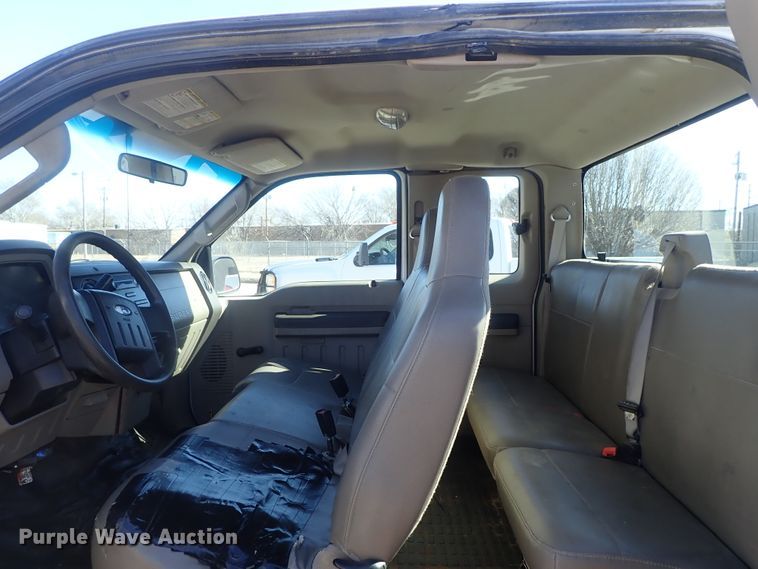 image for item DC3300 2008 Ford F250 Super Duty SuperCab pickup truck