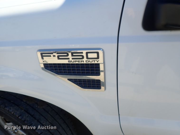 image for item DC3300 2008 Ford F250 Super Duty SuperCab pickup truck
