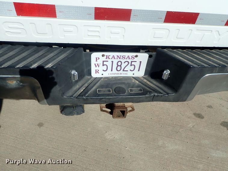 image for item DC3300 2008 Ford F250 Super Duty SuperCab pickup truck