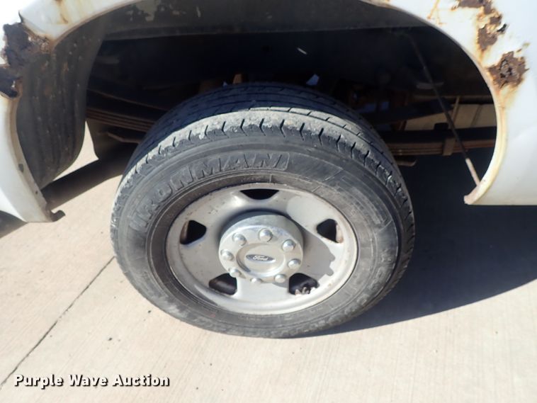 image for item DC3300 2008 Ford F250 Super Duty SuperCab pickup truck