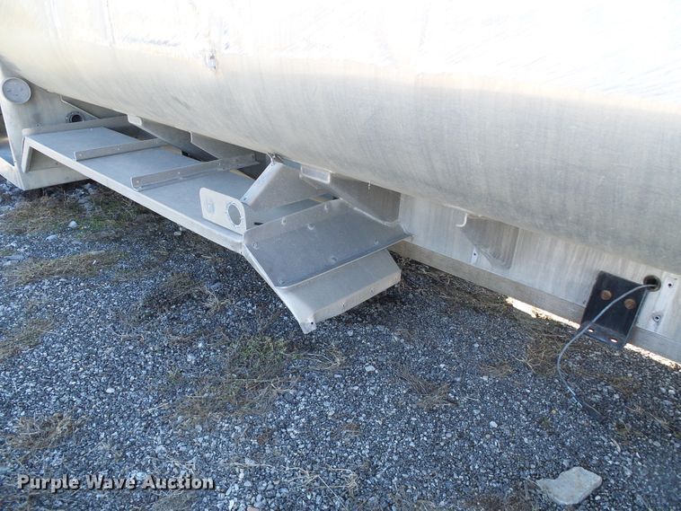 image for item DD1993 Tank bed