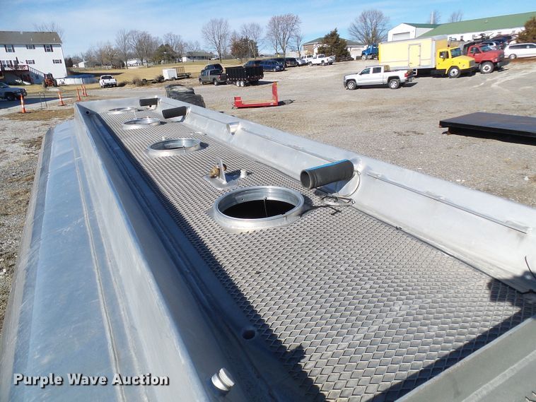 image for item DD1993 Tank bed