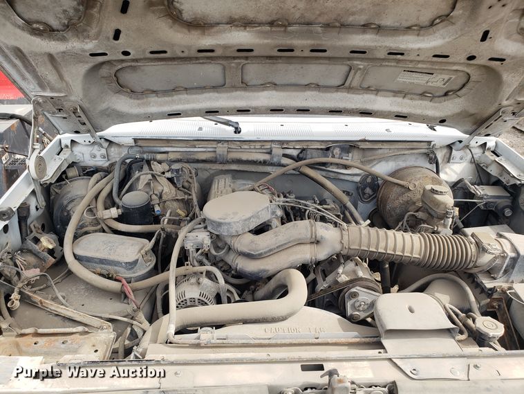 image for item DD2630 1996 Ford F250 pickup truck