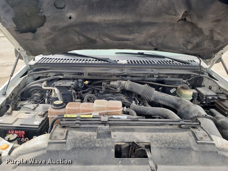 image for item DD2631 2001 Ford F250 Super Duty SuperCab pickup truck