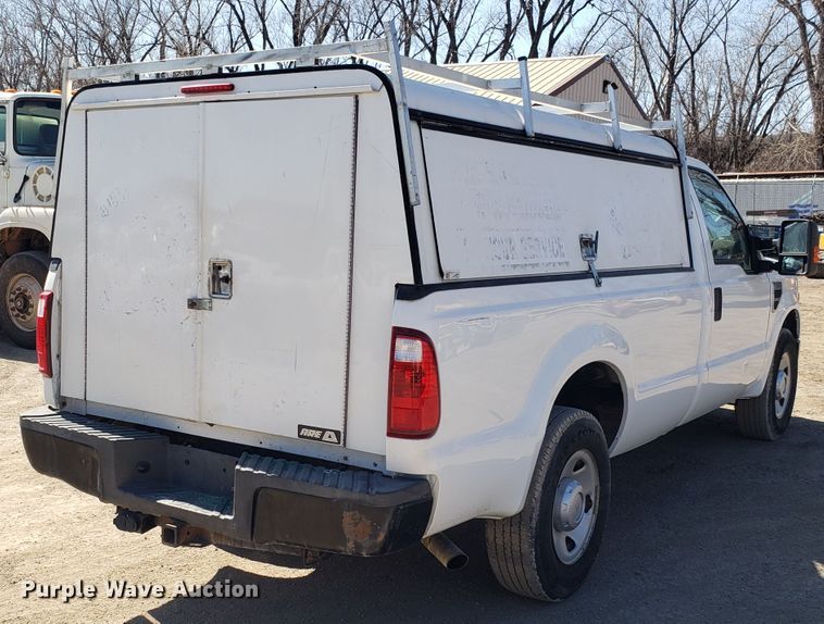 image for item DD2633 2009 Ford F250 Super Duty pickup truck
