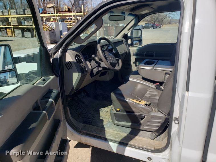 image for item DD2633 2009 Ford F250 Super Duty pickup truck