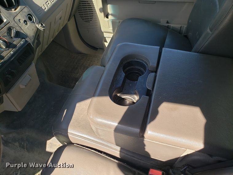 image for item DD2633 2009 Ford F250 Super Duty pickup truck