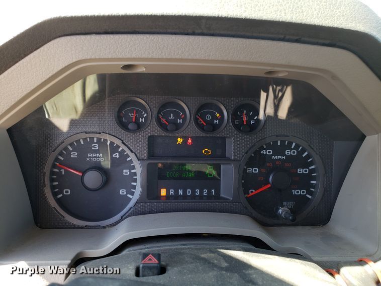 image for item DD2633 2009 Ford F250 Super Duty pickup truck