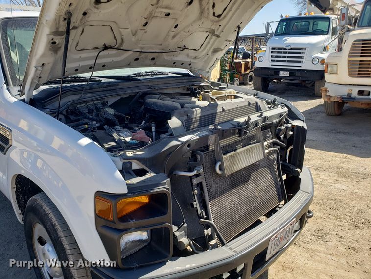 image for item DD2633 2009 Ford F250 Super Duty pickup truck