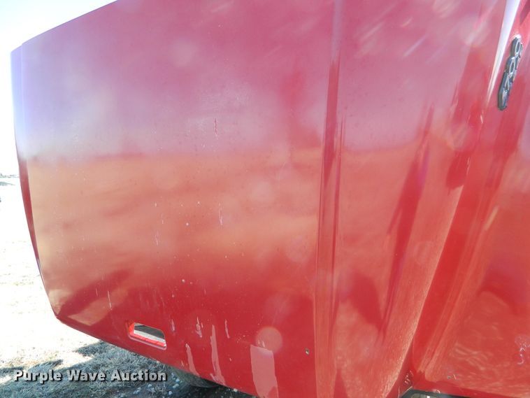 image for item DE4439 1999 International 4700 flatbed truck