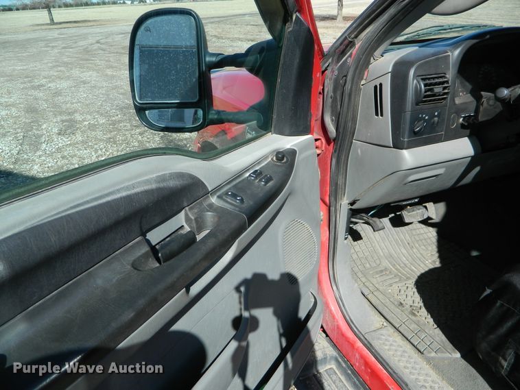 image for item DE4440 2006 Ford F250 Super Duty SuperCab pickup truck