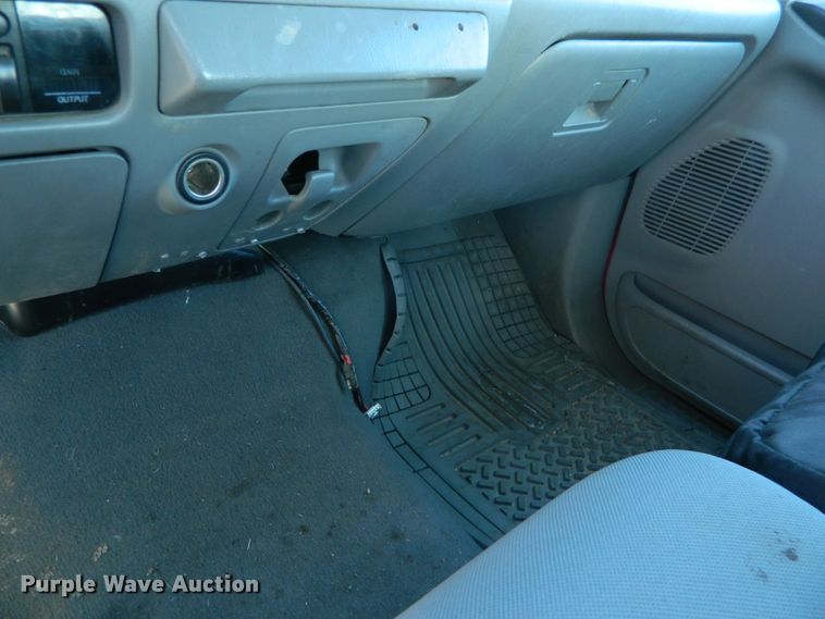 image for item DE4440 2006 Ford F250 Super Duty SuperCab pickup truck