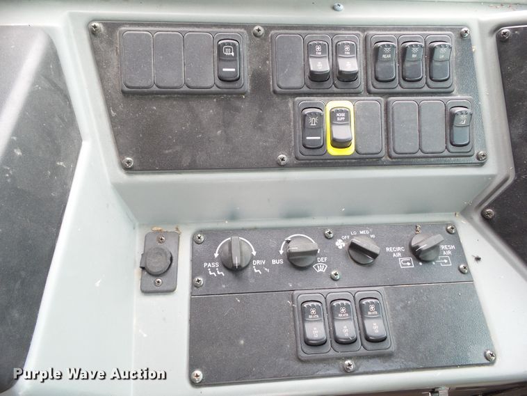 image for item DF0825 2010 Blue Bird Vision school bus