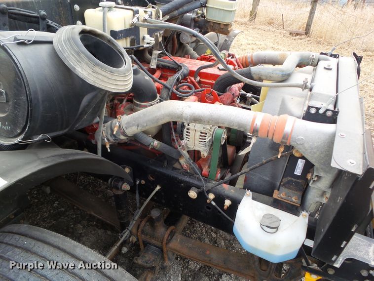 image for item DF0825 2010 Blue Bird Vision school bus