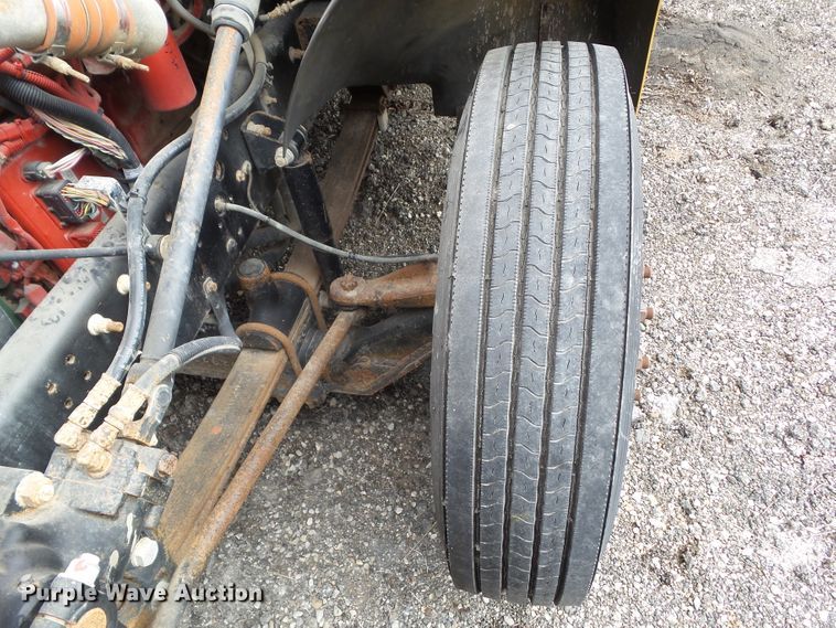 image for item DF0825 2010 Blue Bird Vision school bus