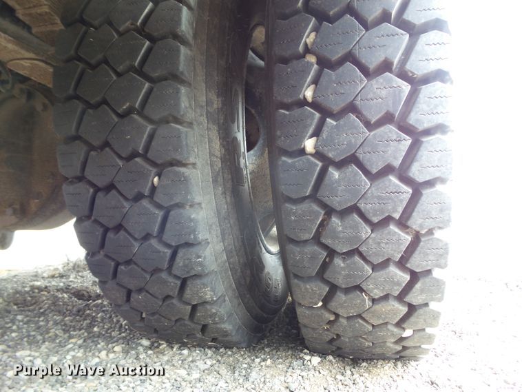 image for item DF0825 2010 Blue Bird Vision school bus