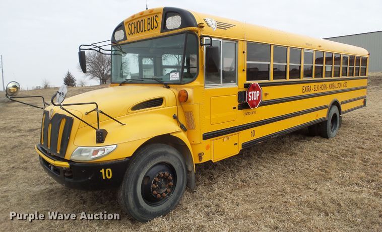 image for item DF0826 2005 International 3000 school bus