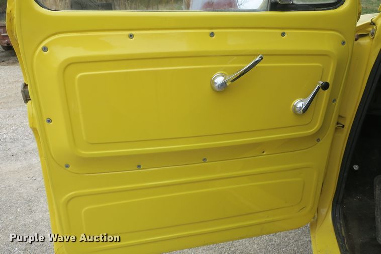 image for item DF5105 1965 Chevrolet C10 pickup truck