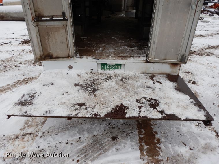 image for item DF5835 1971 International 1200 delivery truck