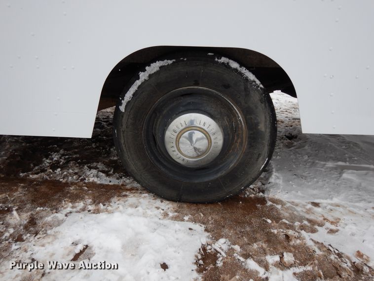 image for item DF5835 1971 International 1200 delivery truck